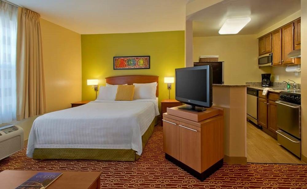 Birch Hills Suites - Blue Ash Ngoại thất bức ảnh