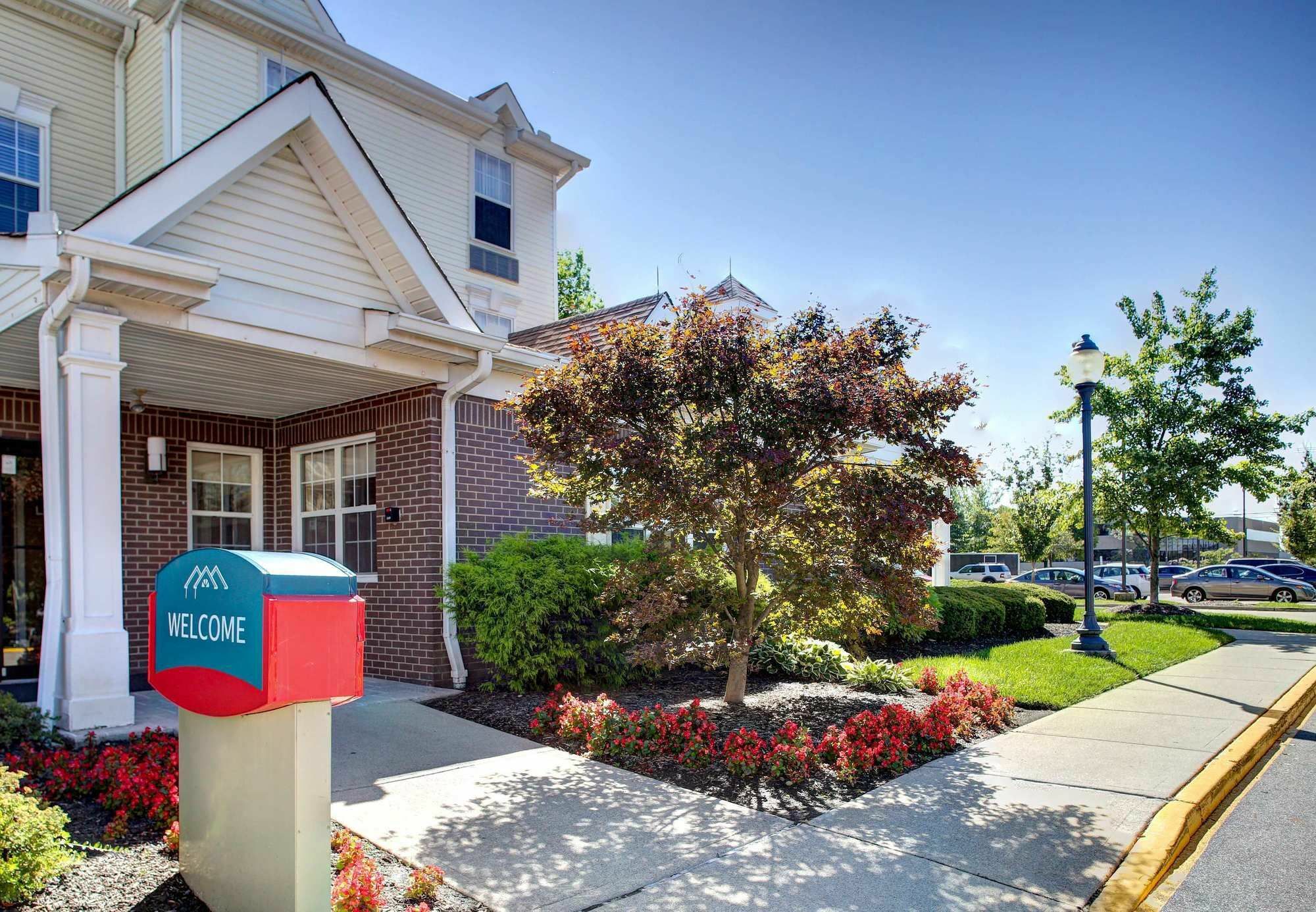 Birch Hills Suites - Blue Ash Ngoại thất bức ảnh